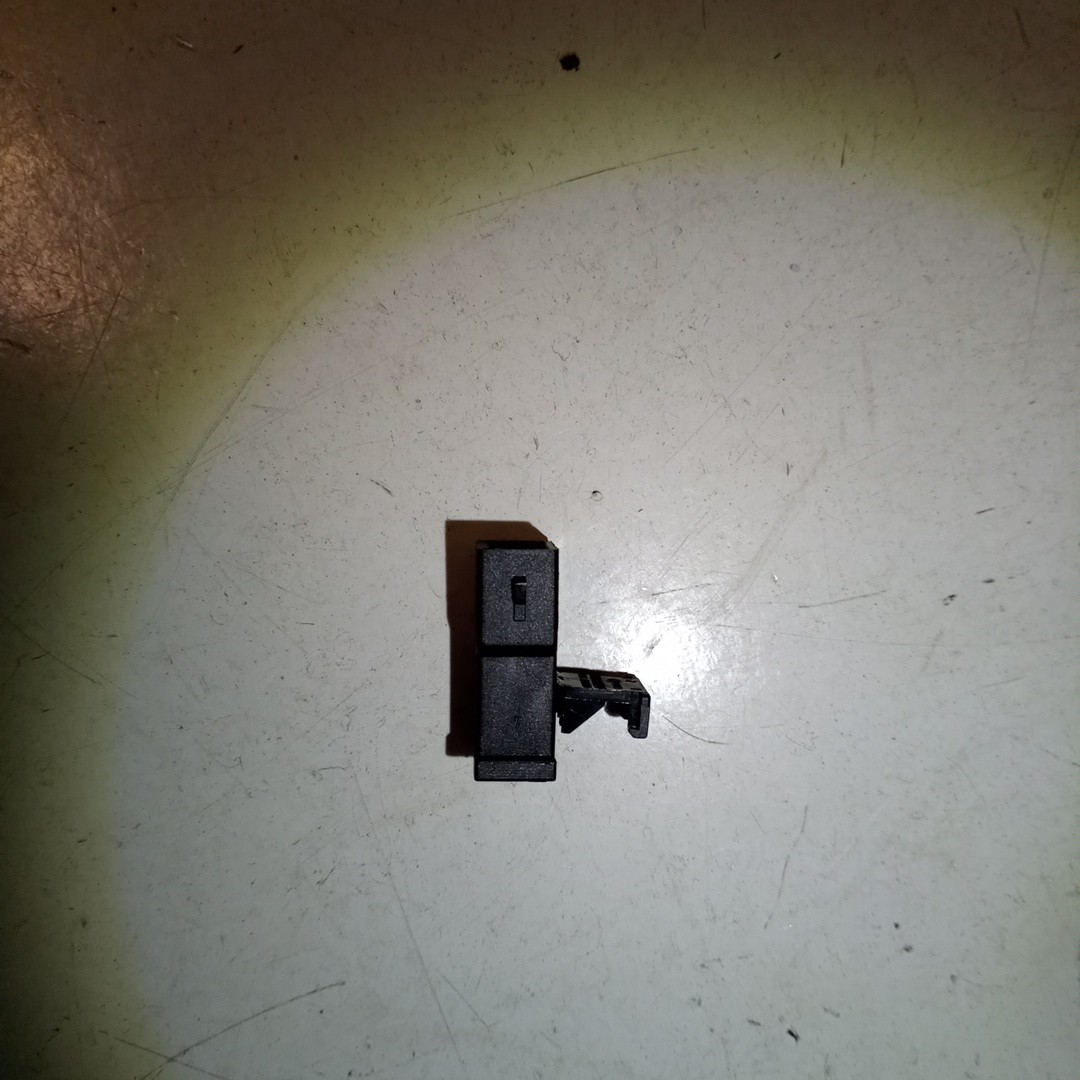 Suporte de chicote AUDI 80 (89, 89Q, 8A, B3) | 86 - 91