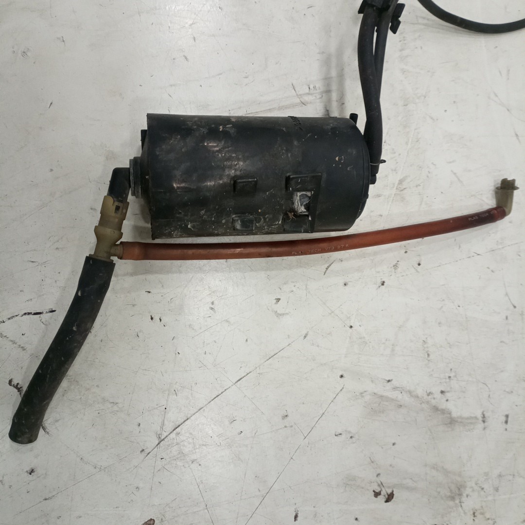 Reservatório De Evaporacao Do Combustivel Canister HONDA CIVIC VI Fastback (MA, MB) | 94 - 01 Imagem-1