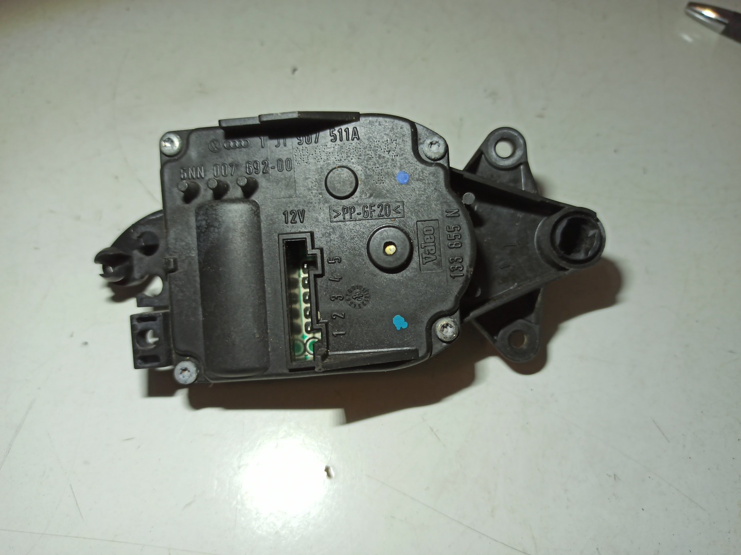 Motores atuadores de sofagem VOLKSWAGEN GOLF IV (1J1) | 97 - 07 Imagem-1