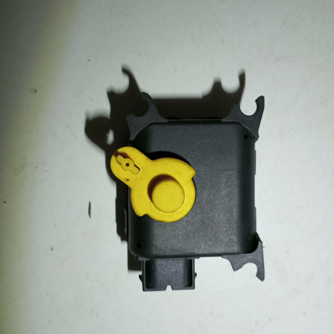 Motores atuadores de sofagem VOLKSWAGEN GOLF IV (1J1) | 97 - 07 Imagem-4