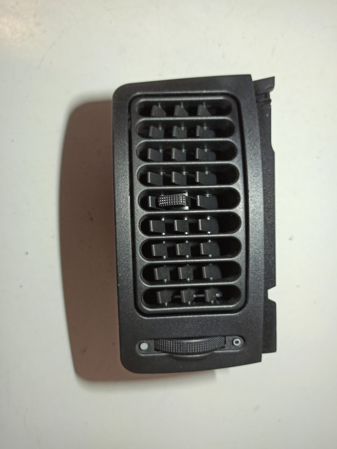 Difusor de ar VOLKSWAGEN POLO (6N1) | 94 - 99 Imagem-2