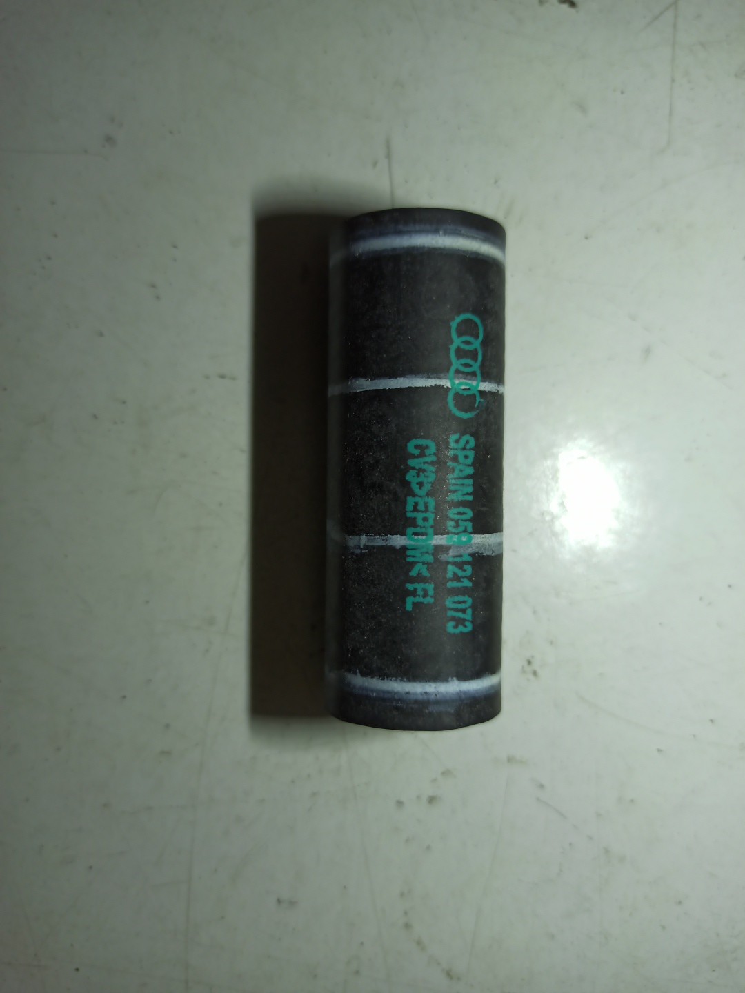 Tubo de Água AUDI A4 (8D2, B5) | 94 - 01 Imagem-1