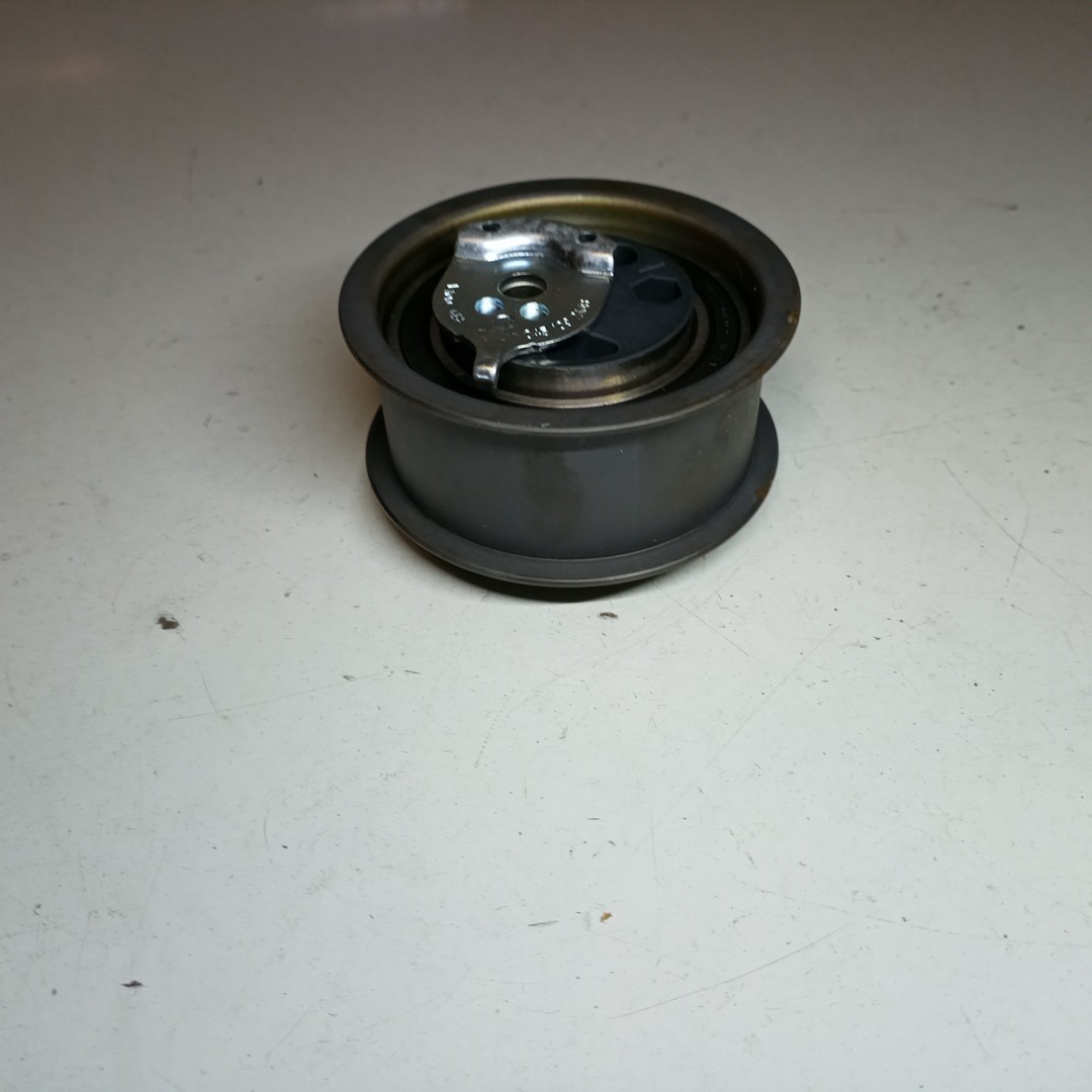 Rolo tensor, correia trapezoidal VOLKSWAGEN POLO Coupé (86C, 80) | 81 - 94 Imagem-4