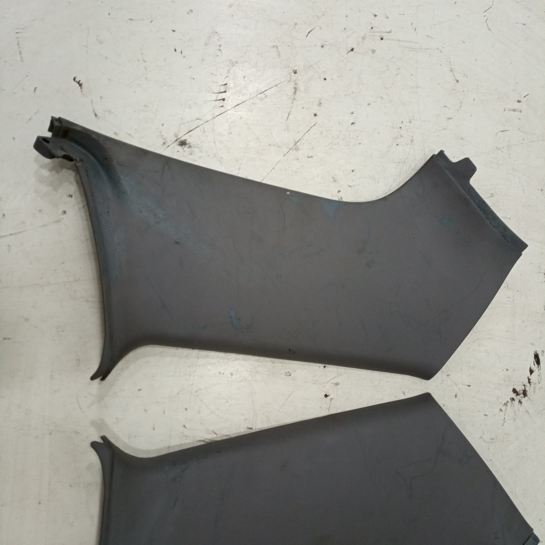 Moldura de pilar D AUDI A4 Avant (8D5, B5) | 94 - 02 Imagem-1
