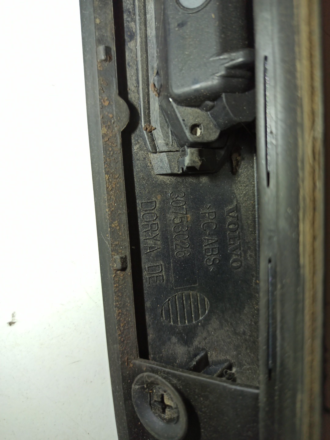 Puxador de porta da mala VOLVO V50 (545) | 03 - 12