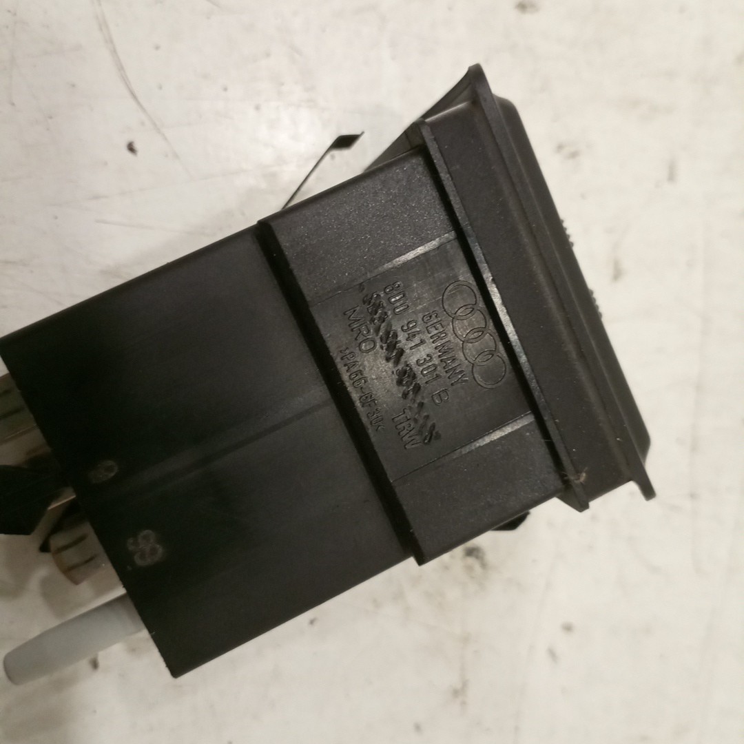 Regulador de luzes AUDI A4 Avant (8D5, B5) | 94 - 02 Imagem-3