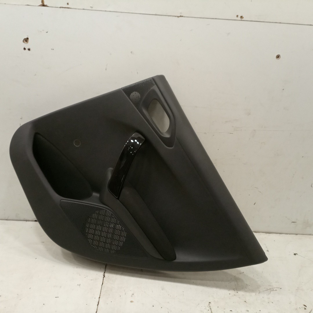 Quartela de porta trás direita PEUGEOT 208 I (CA_, CC_) | 12 - 