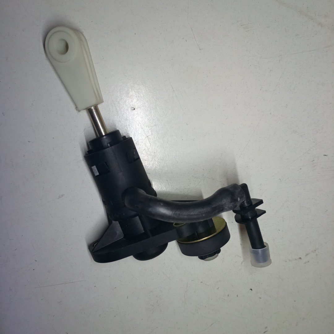 Cilindro mestre de embraiagem VOLKSWAGEN SHARAN (7N1, 7N2) | 10 - 