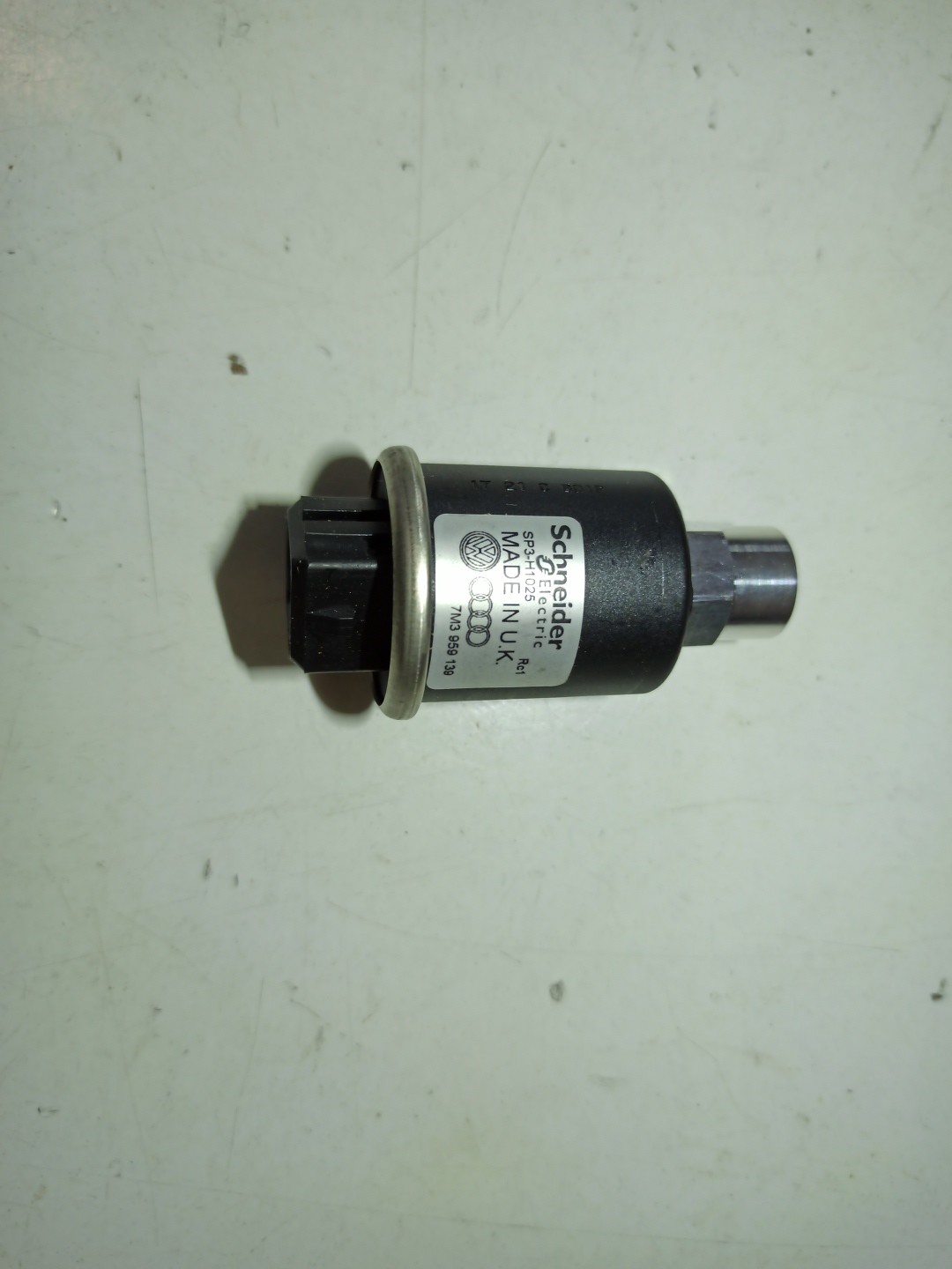 Sensor de pressão de AC AUDI A3 (8L1) | 96 - 06 Imagem-1