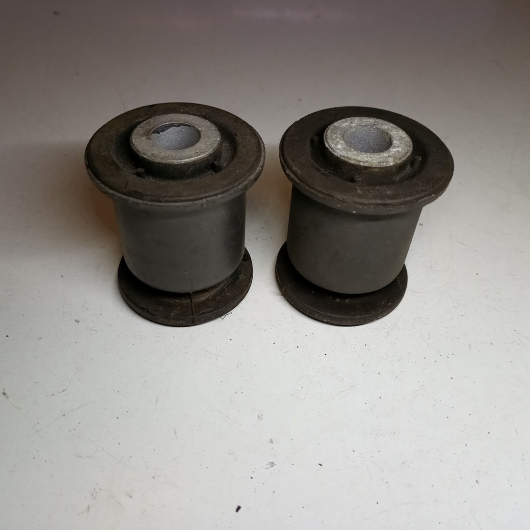 Braço de suspensão AUDI 100 Avant (43, C2) | 77 - 83 Imagem-4