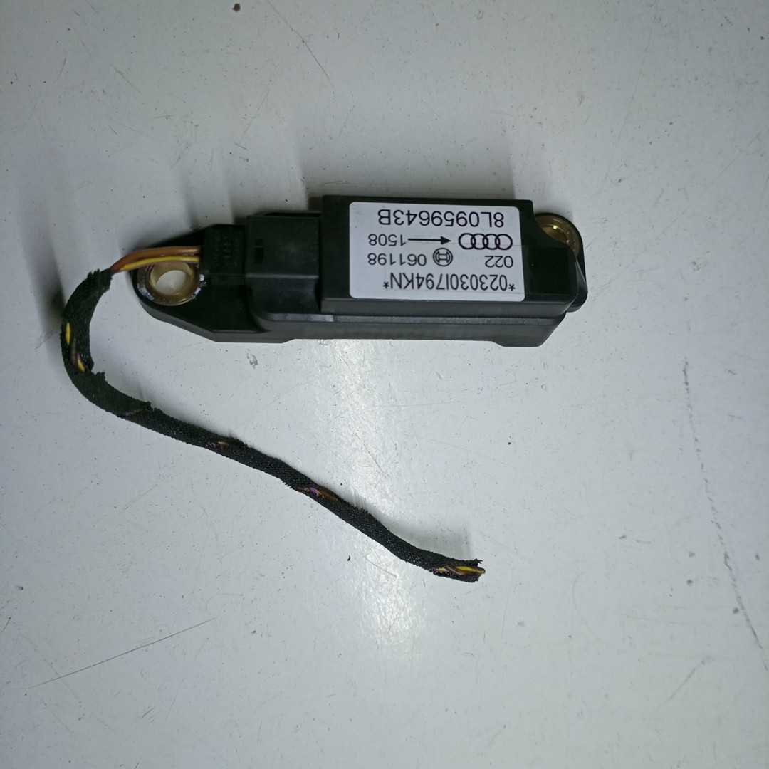 Sensores de airbag de portas frente AUDI A3 (8L1) | 96 - 06 Imagem-2
