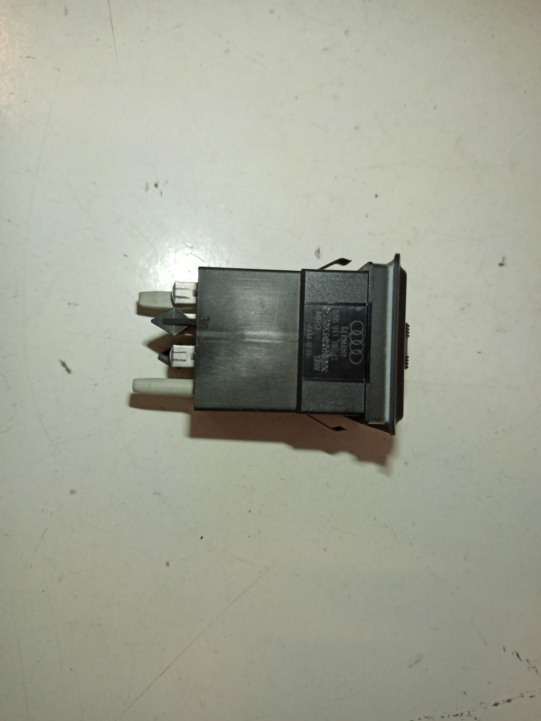 Regulador de luzes AUDI A4 (8D2, B5) | 94 - 01 Imagem-1