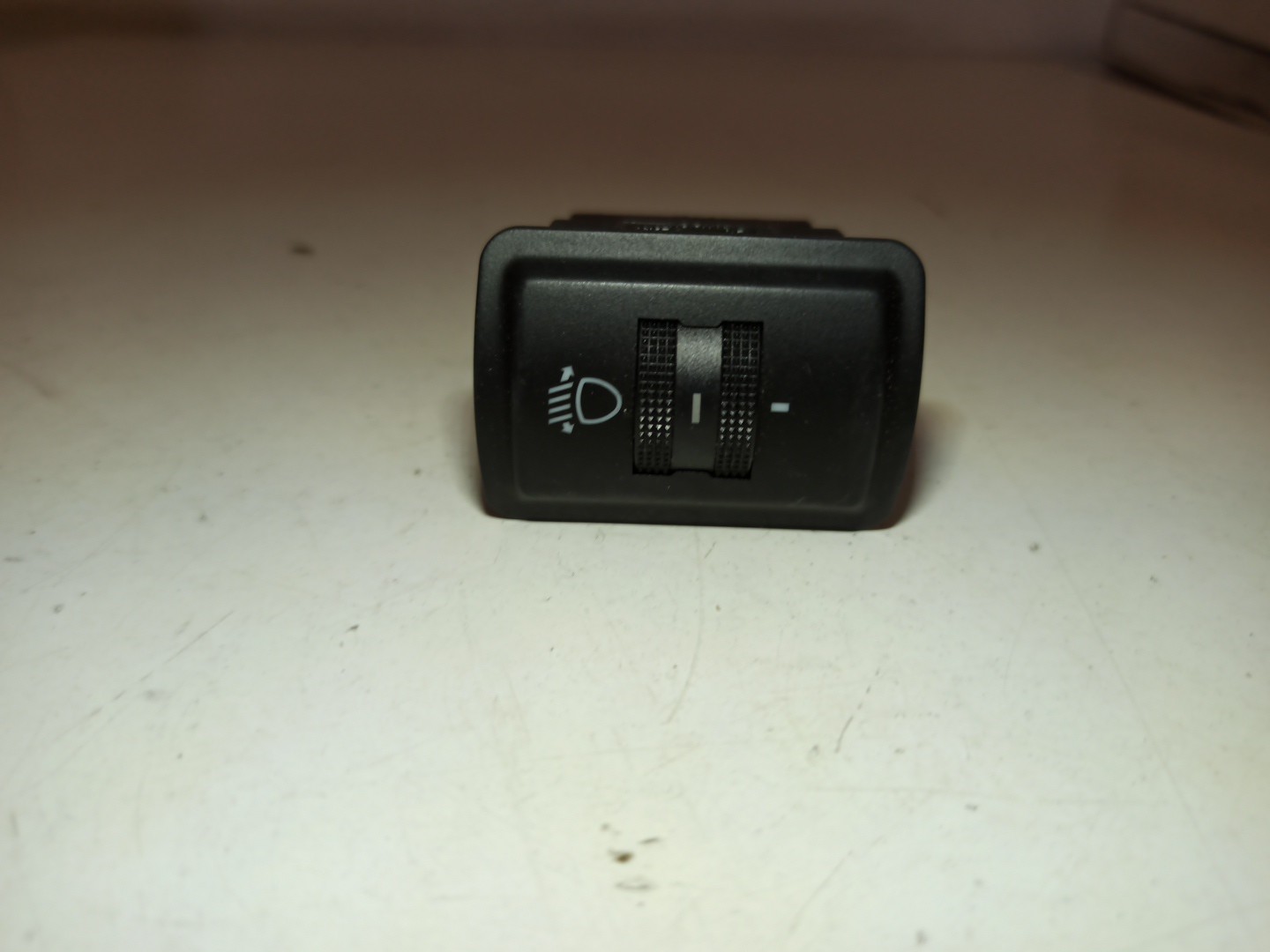 Regulador de luzes AUDI A4 (8D2, B5) | 94 - 01 Imagem-3