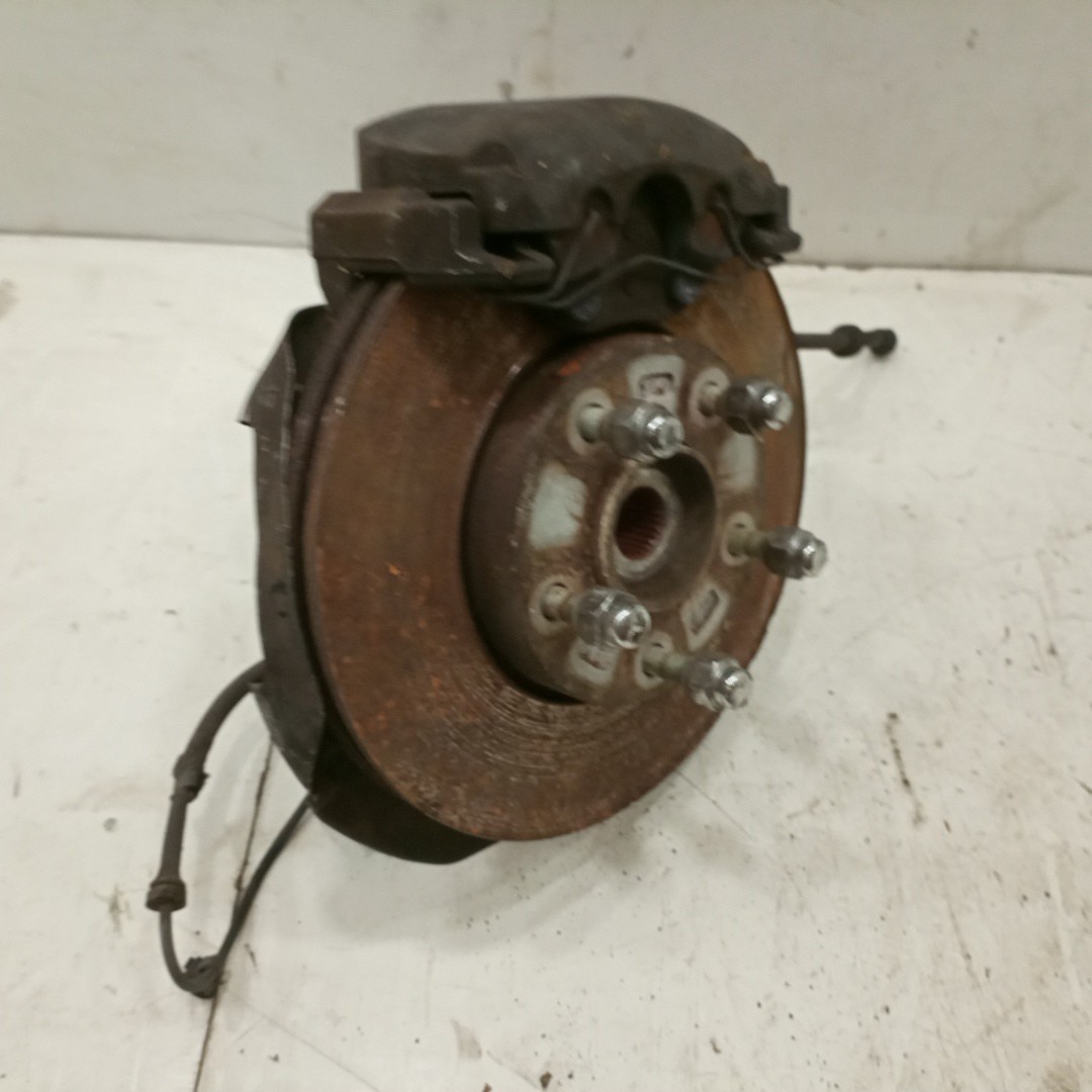 Manga de eixo frente esquerda MAZDA 3 (BK) | 03 - 09