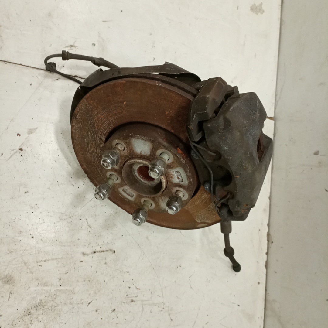 Manga de eixo frente esquerda MAZDA 3 (BK) | 03 - 09 Imagem-1