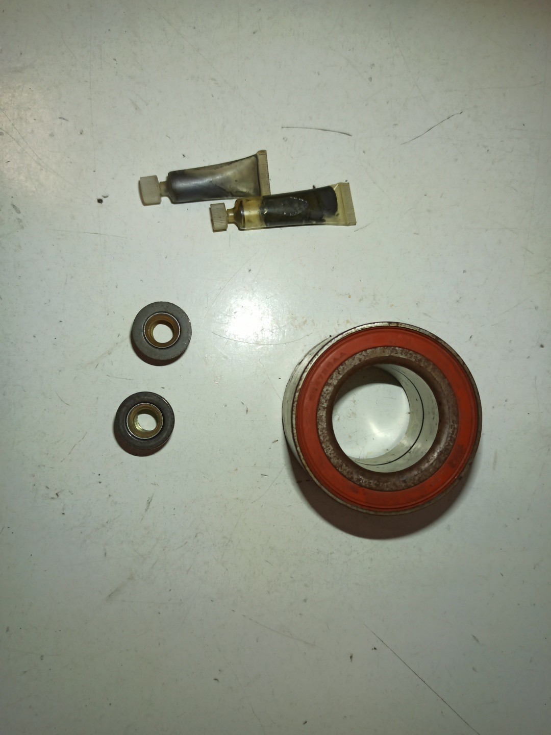 Kit de rolamento da roda VOLKSWAGEN TRANSPORTER IV Autocarro (70B, 70C, 7DB, 7DK, 70J, 70K, 7DC, 7DJ) | 90 - 04 Imagem-1