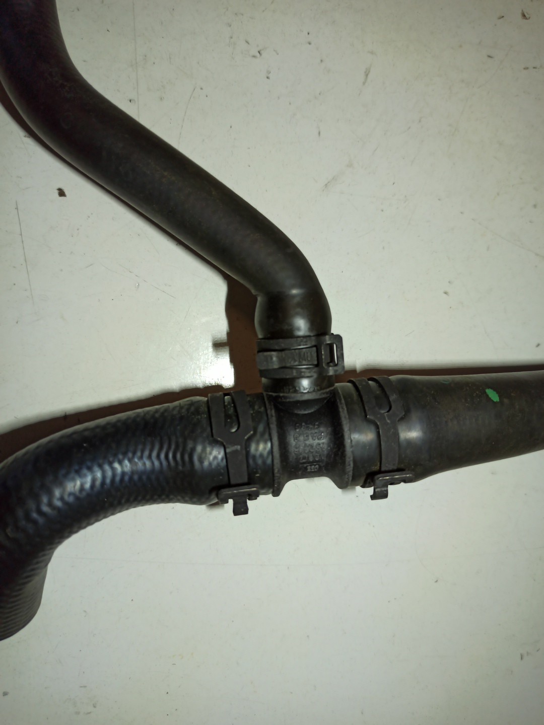 Tubo de Água AUDI A4 (8D2, B5) | 94 - 01 Imagem-4