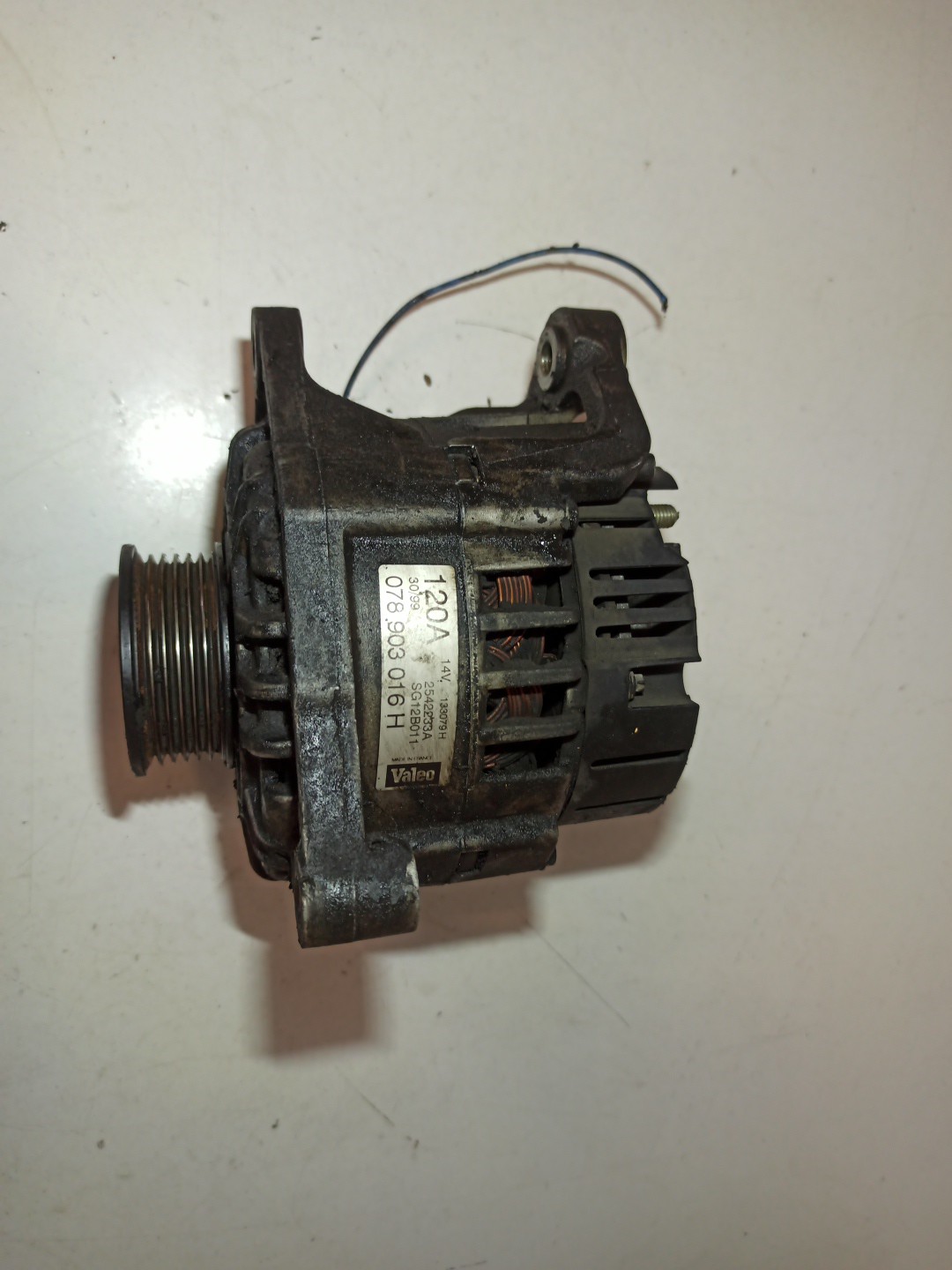 Alternador AUDI A4 (8D2, B5) | 94 - 01 Imagem-1