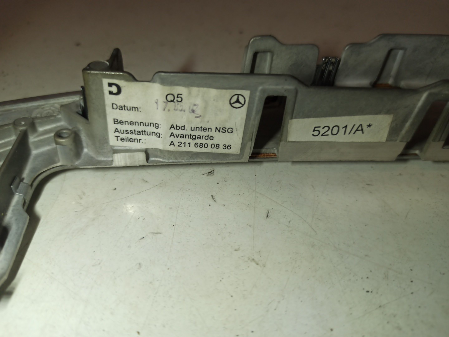 Moldura de fole de mudanças MERCEDES-BENZ E-CLASS (W211) | 02 - 09
