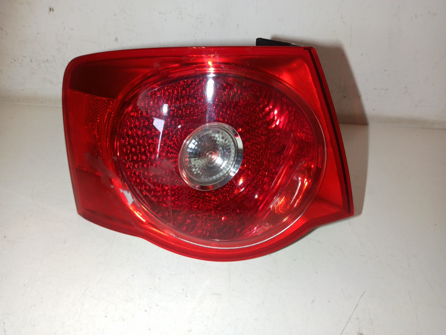 Farolim Stop Esquerdo VOLKSWAGEN JETTA III (1K2) | 04 - 13
