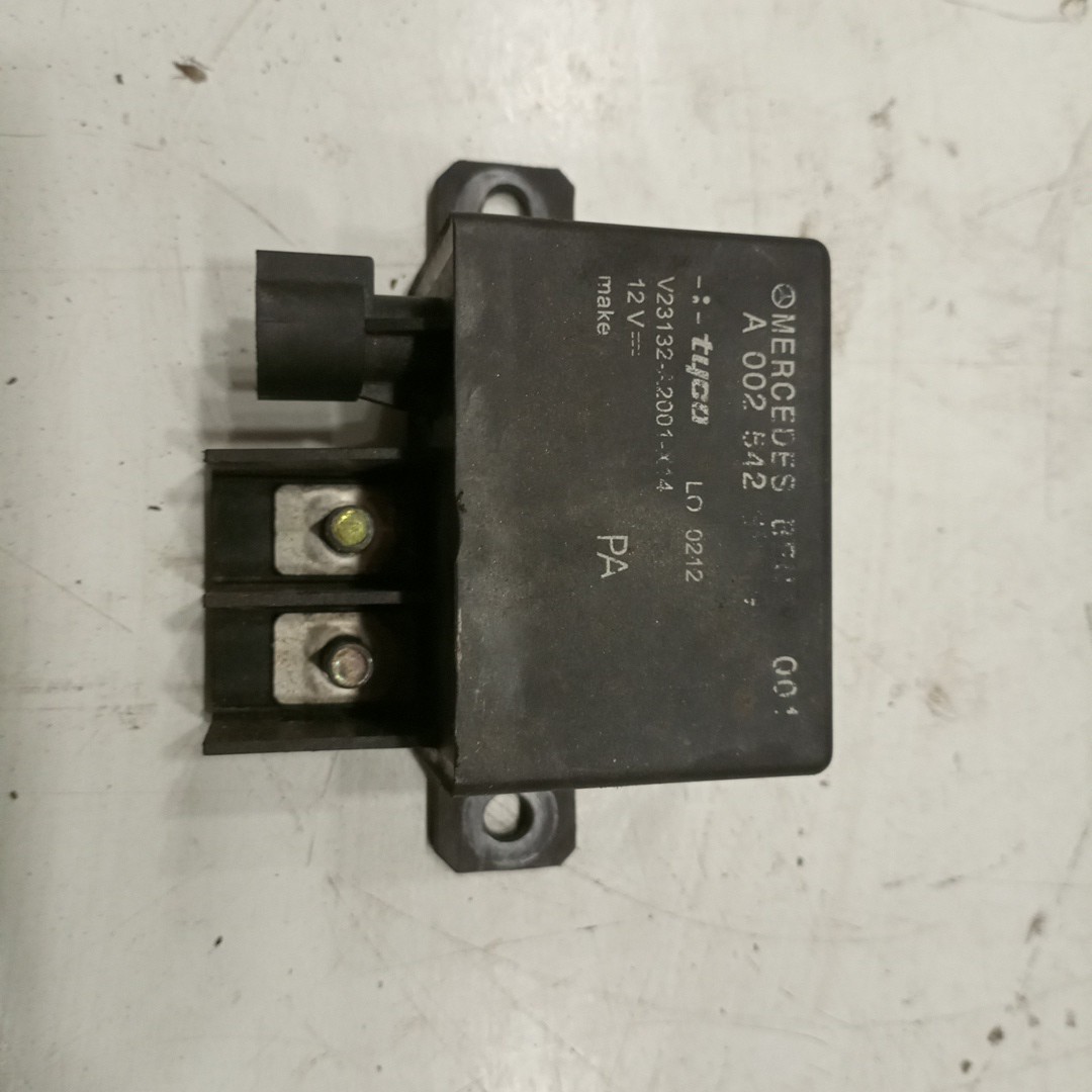 Relé Pre-Aquecimento MERCEDES-BENZ E-CLASS (W211) | 02 - 09