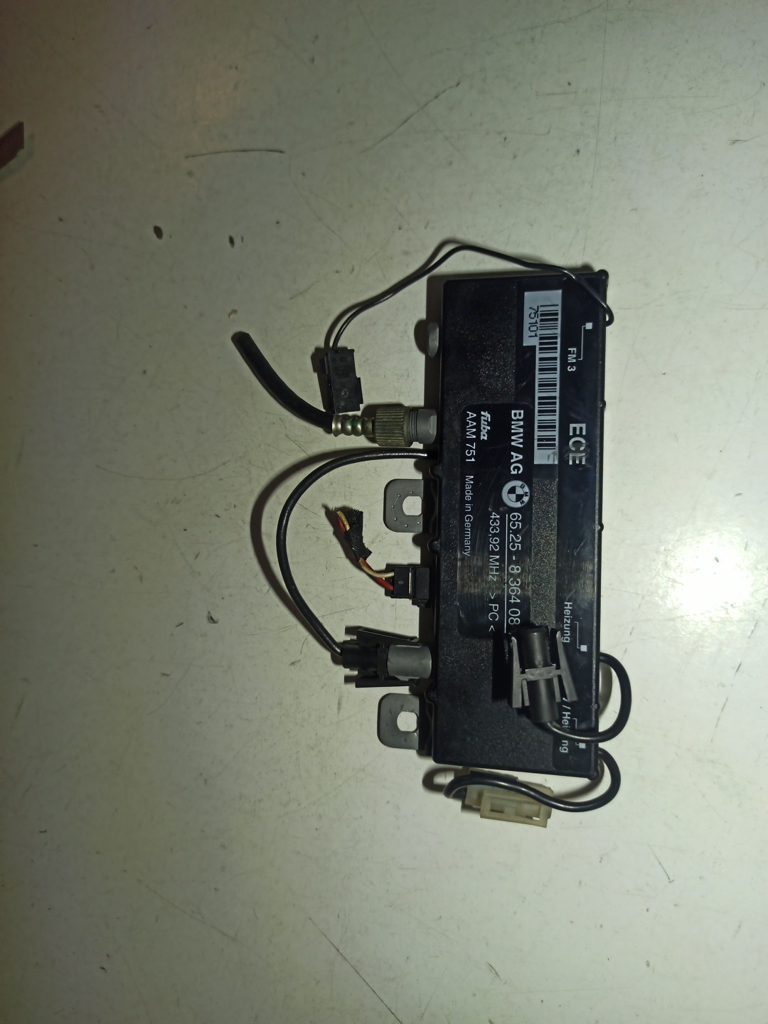 Amplificador de antena BMW 5 (E39) | 95 - 03 Imagem-4