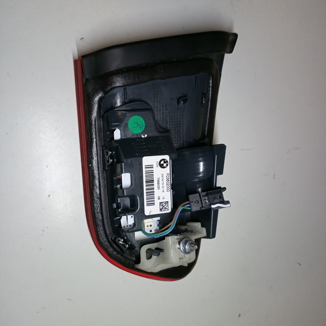 Farolim Stop Direito BMW 1 (F21) | 11 -  Imagem-3