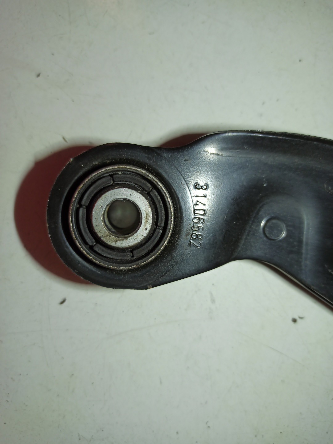 Braço de suspensão VOLVO V40 Hatchback (525, 526) | 12 - 