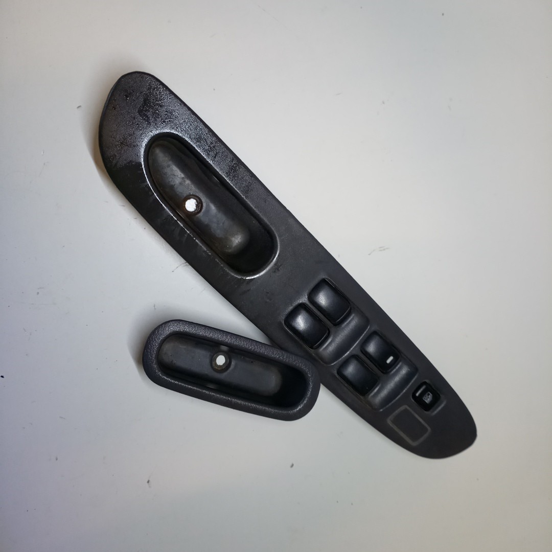 Comutador de vidro frente esquerdo MITSUBISHI LANCER IV (C6_A, C7_A) | 88 - 97 Imagem-1