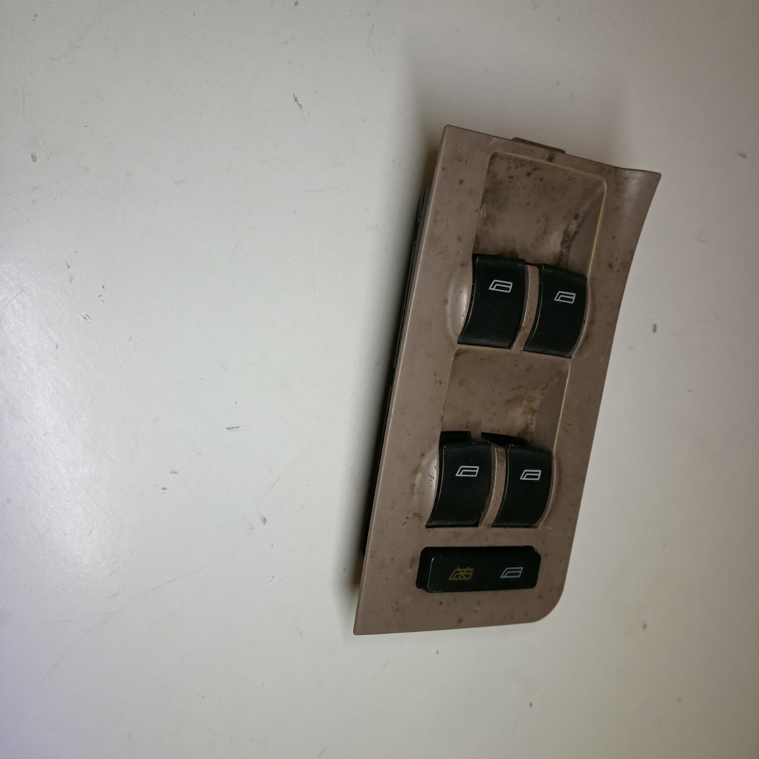 Comutador de vidro frente esquerdo AUDI A6 (4B2, C5) | 97 - 05 Imagem-3