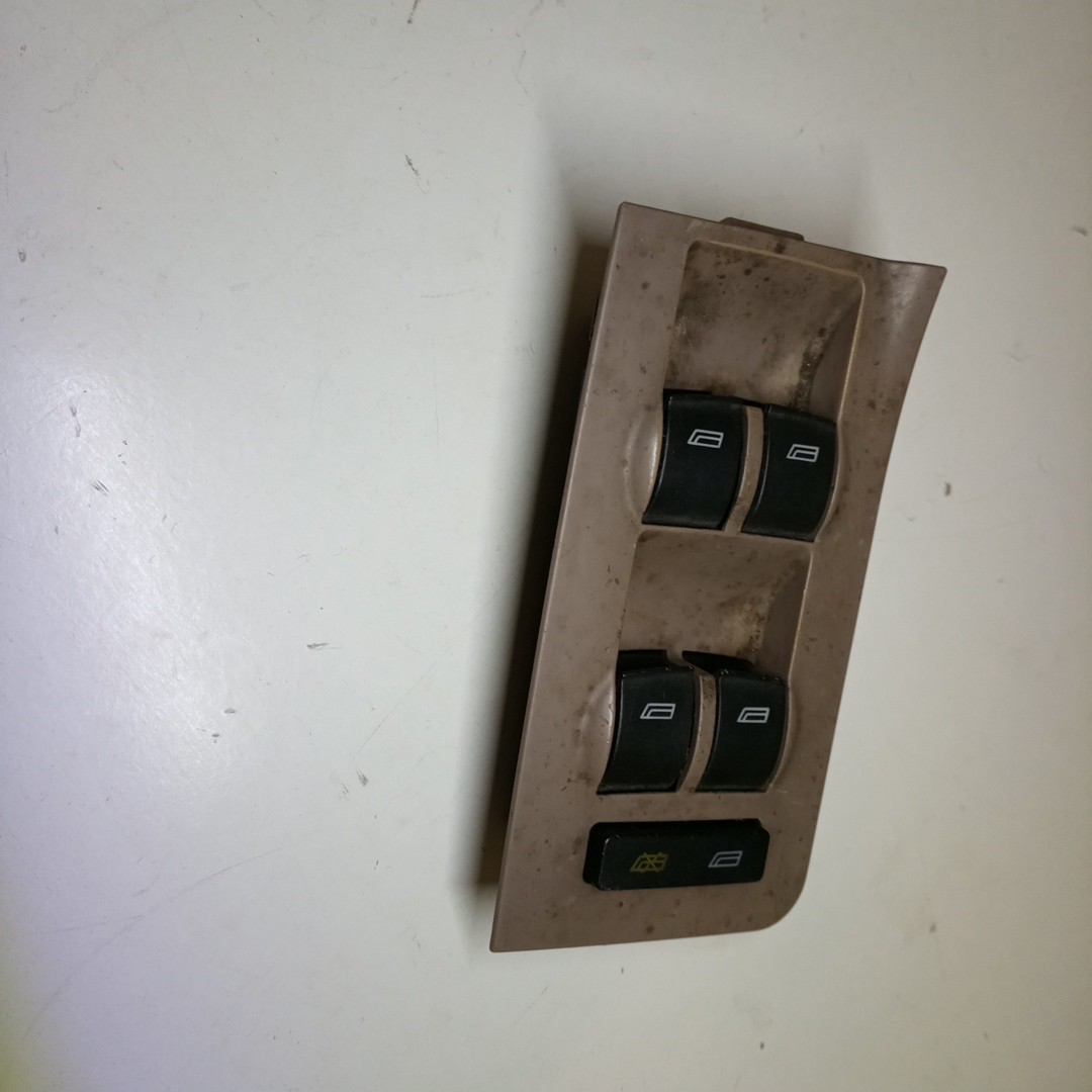 Comutador de vidro frente esquerdo AUDI A6 (4B2, C5) | 97 - 05 Imagem-4