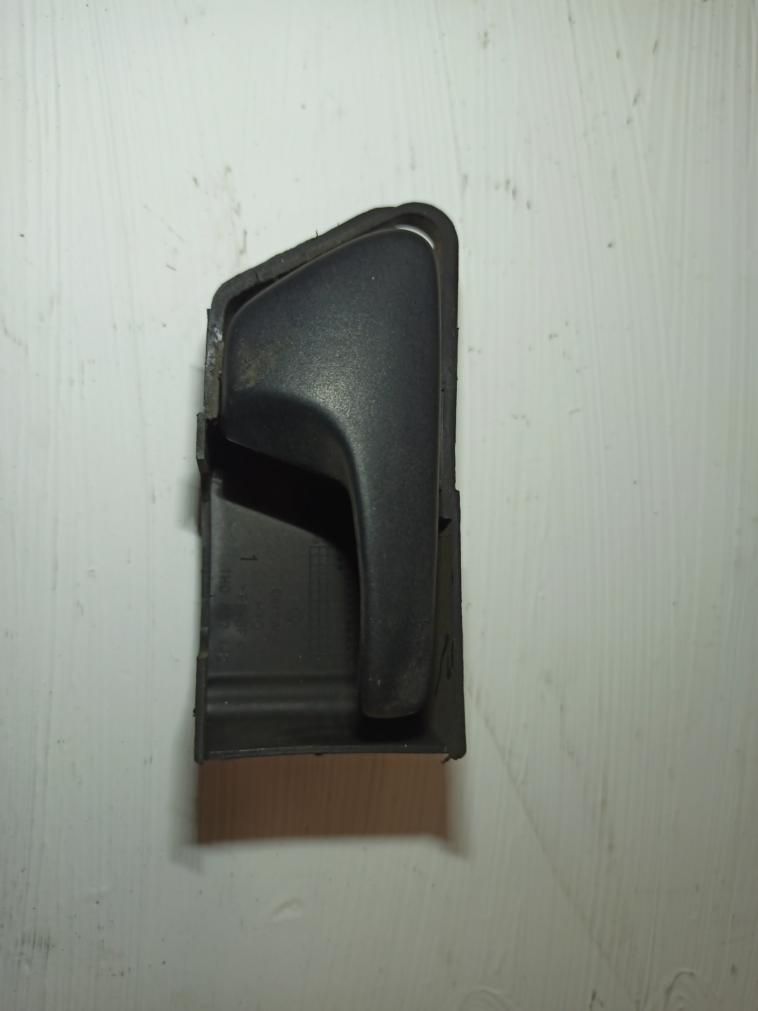 Puxador interior de porta frente direita VOLKSWAGEN GOLF III Van (1H1) | 91 - 97 Imagem-1
