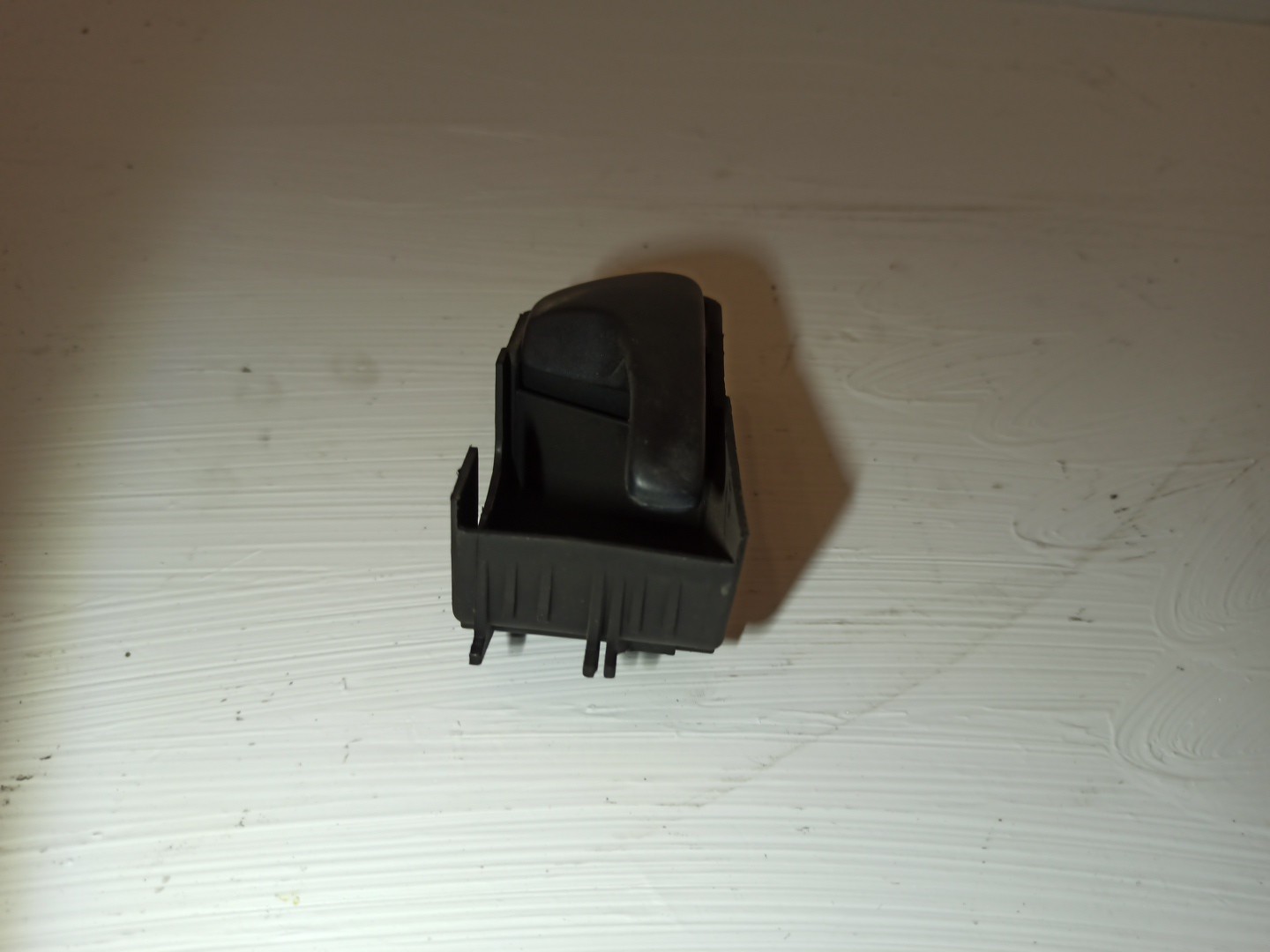 Puxador interior de porta frente direita VOLKSWAGEN GOLF III Van (1H1) | 91 - 97 Imagem-4