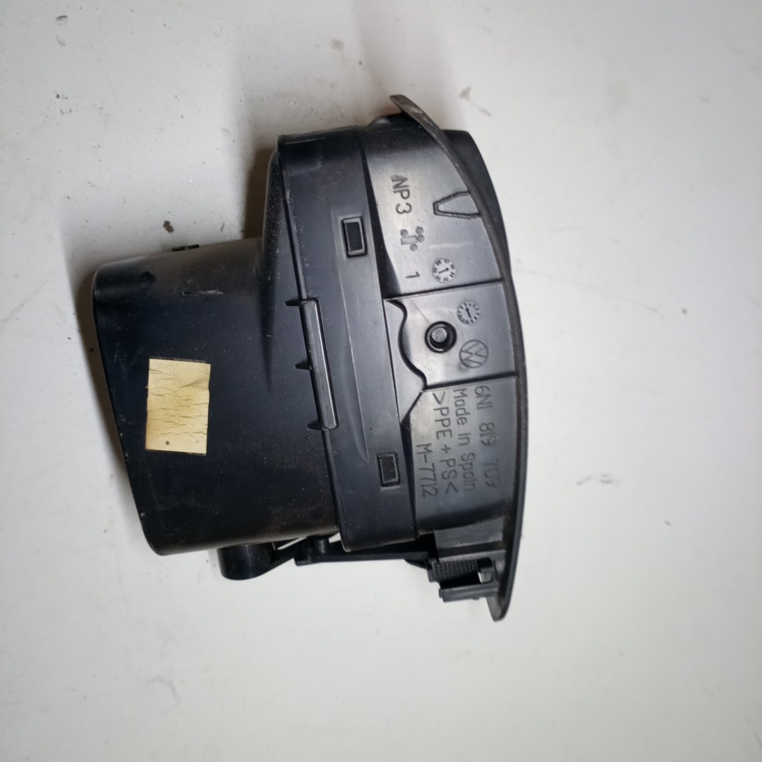 Difusor de ar VOLKSWAGEN POLO (6N1) | 94 - 99 Imagem-1