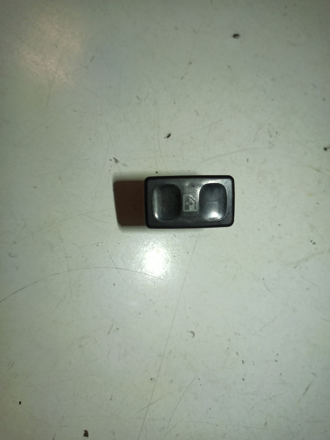 Comutador de vidro frente direito VOLKSWAGEN POLO (6N1) | 94 - 99 Imagem-3