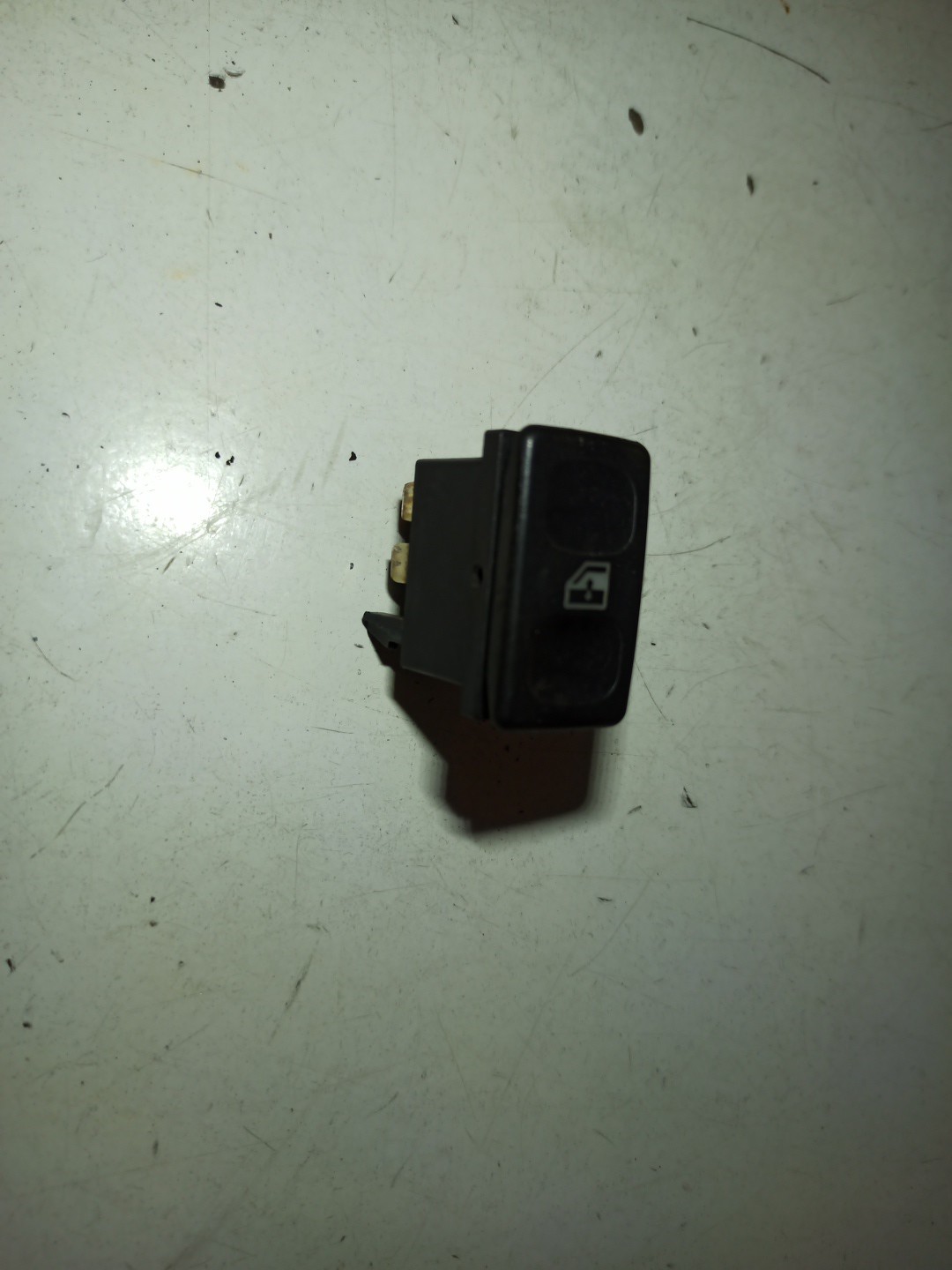 Comutador de vidro frente direito VOLKSWAGEN POLO (6N1) | 94 - 99 Imagem-4