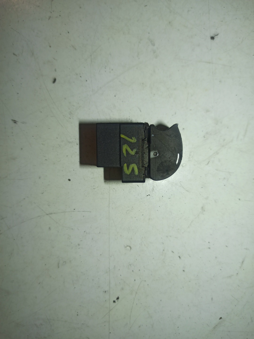 Comutador de vidro frente direito AUDI A4 (8E2, B6) | 00 - 05 Imagem-2