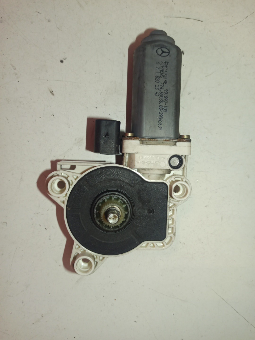 Motor de vidro traseiro direito MERCEDES-BENZ E-CLASS (W211) | 02 - 09 Imagem-4