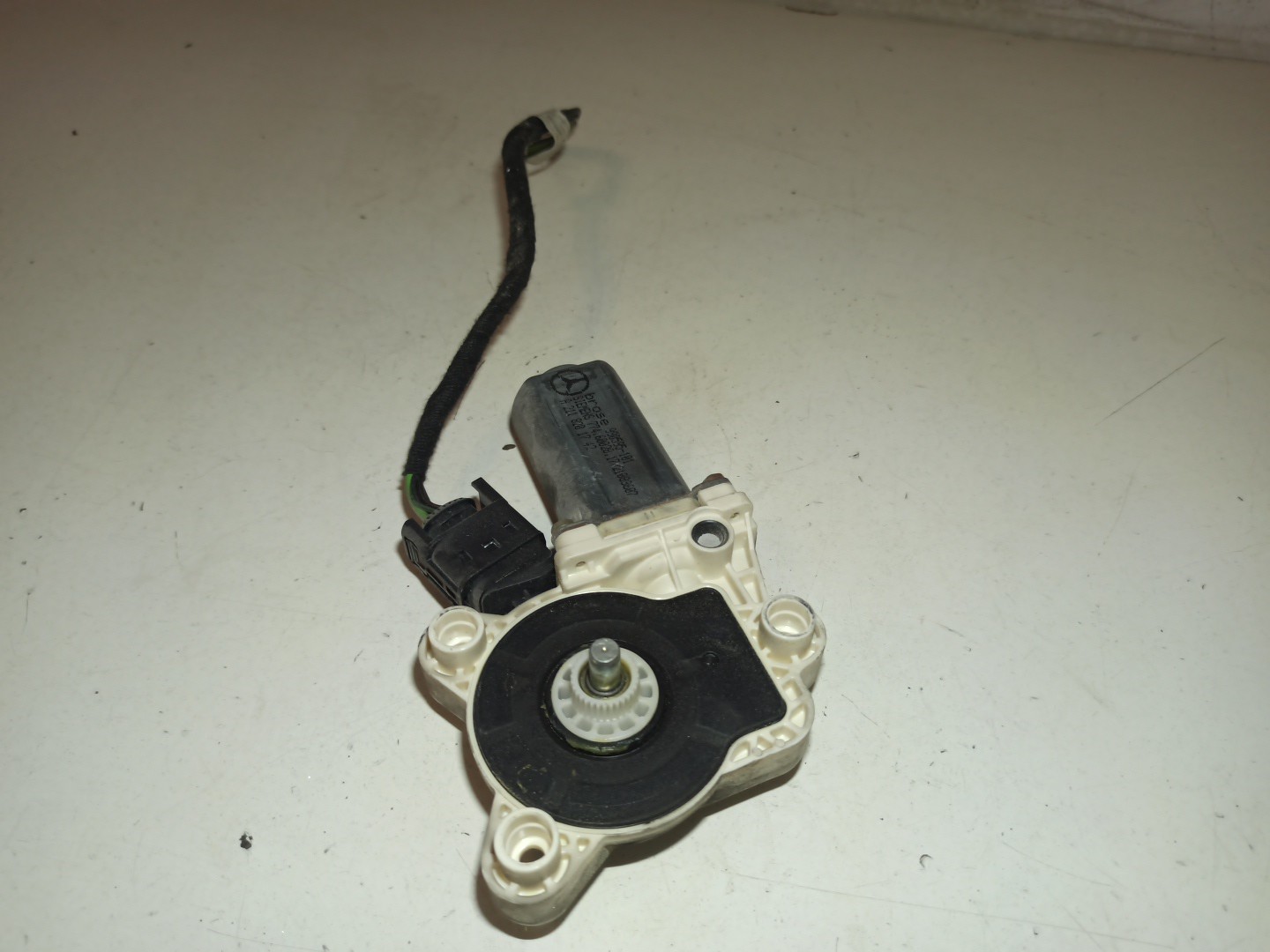 Motor de vidro frente direito MERCEDES-BENZ C-CLASS T-Model (S203) | 01 - 07 Imagem-3