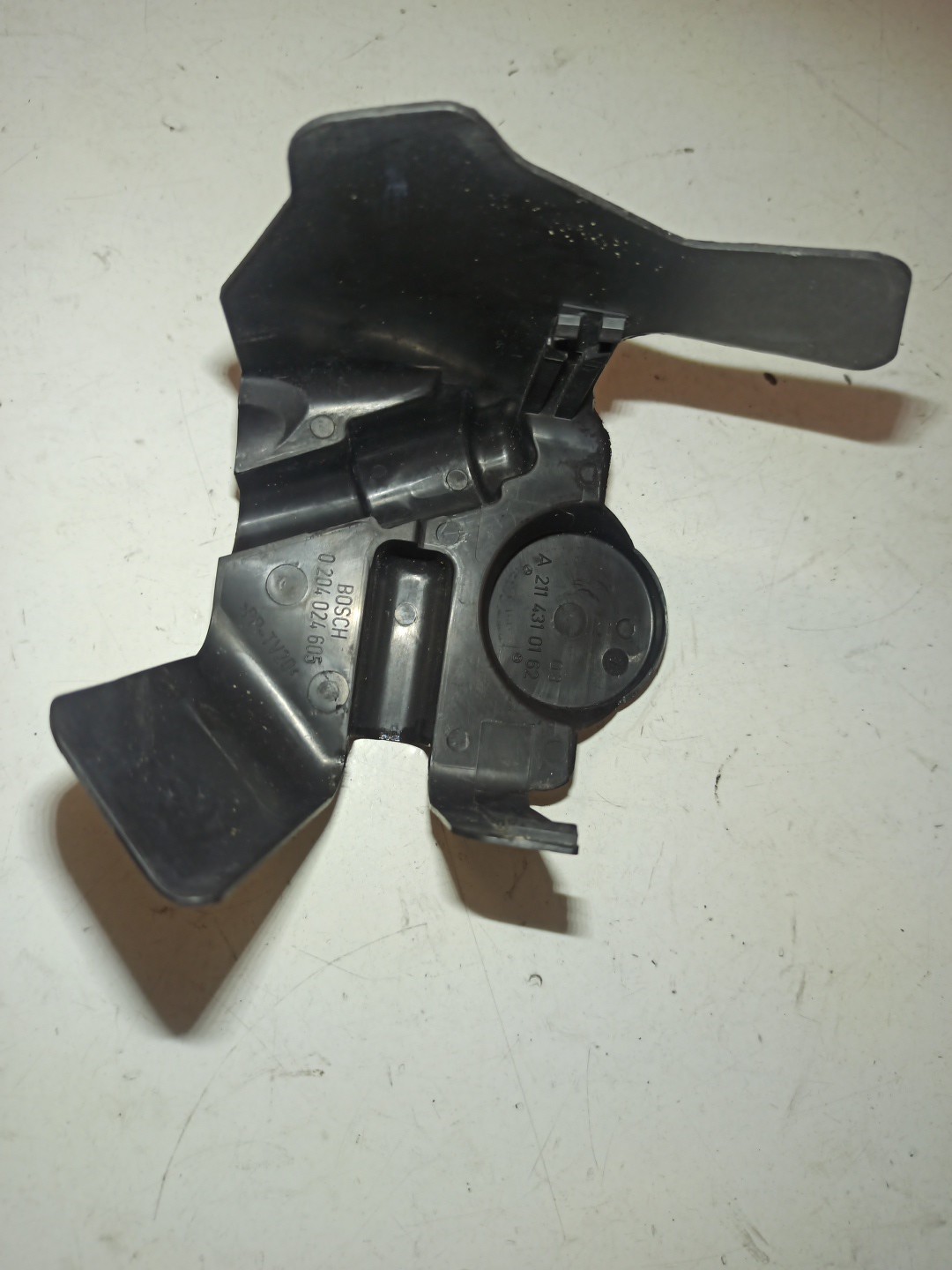 Acabamento de motor MERCEDES-BENZ E-CLASS (W211) | 02 - 09 Imagem-2