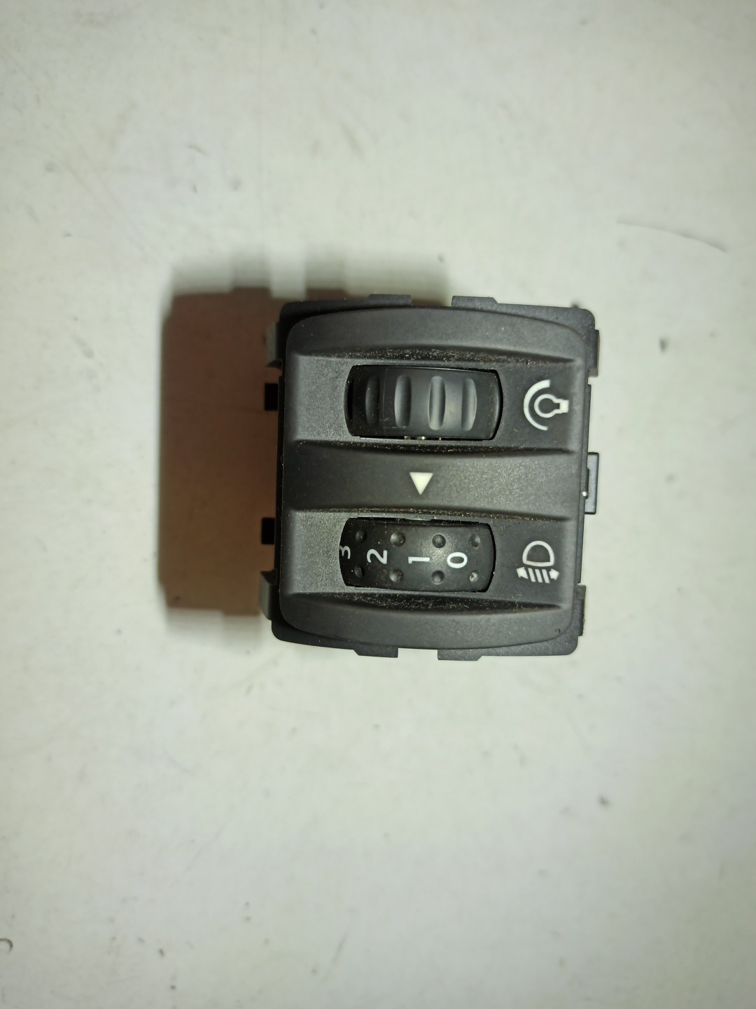 Regulador de luzes RENAULT SCÉNIC III (JZ0/1_) | 08 -  Imagem-4