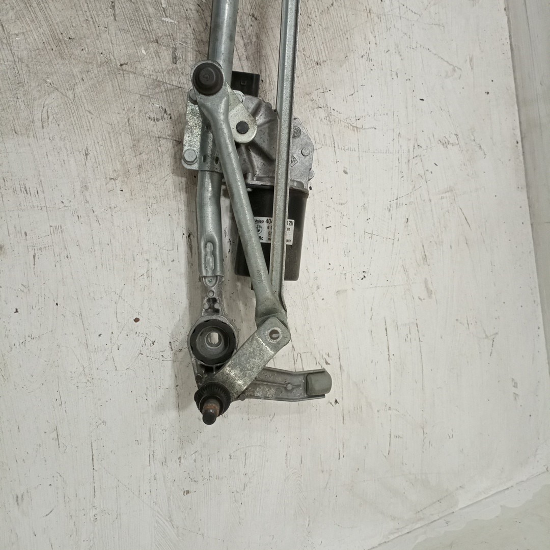 Motor das escovas BMW 3 Touring (E91) | 04 - 12 Imagem-2