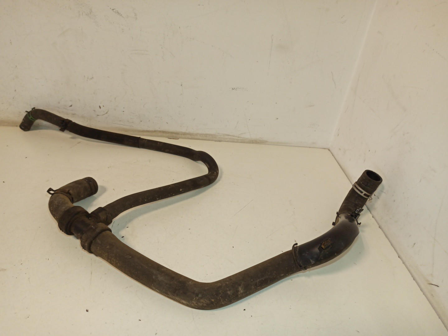 Tubagem do Intercooler RENAULT SCÉNIC III (JZ0/1_) | 08 -  Imagem-1