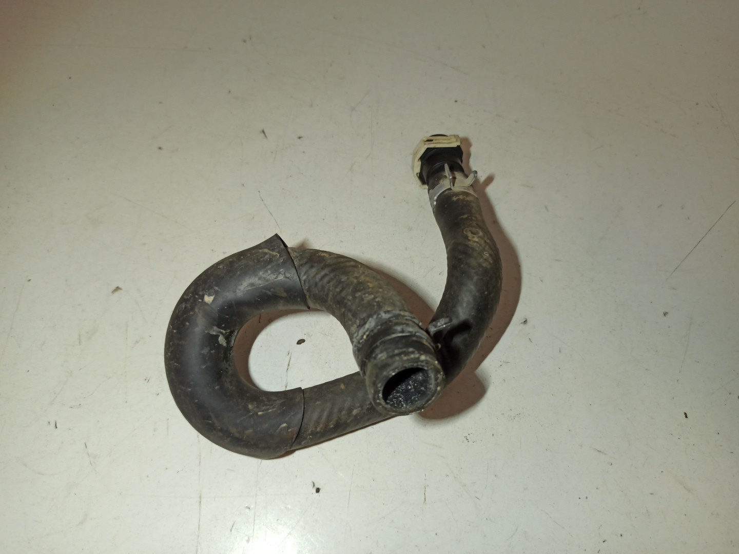 Tubo de Água MAZDA 3 (BK) | 03 - 09 Imagem-1