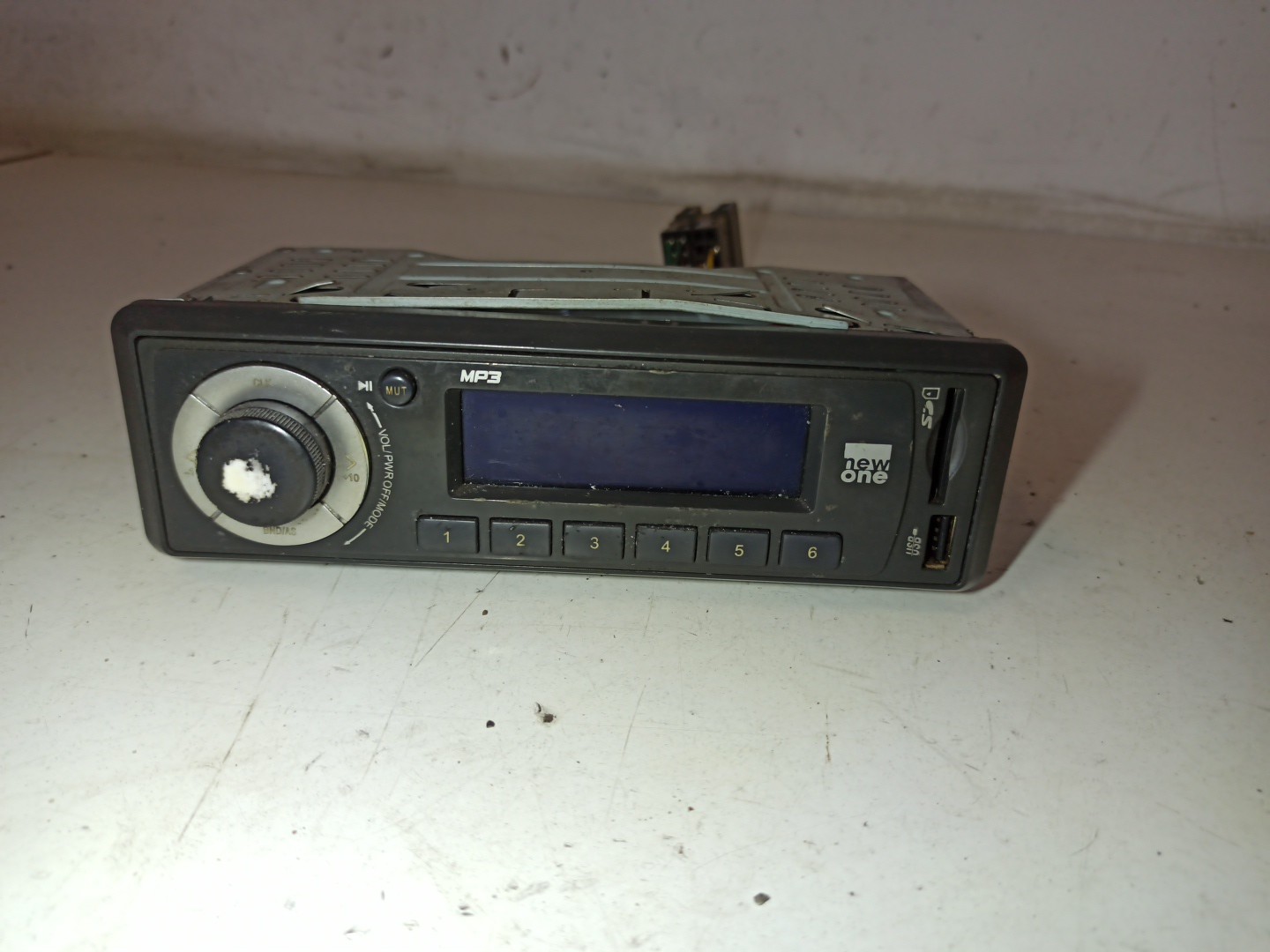 Auto-Rádio VOLVO V40 Combi (645) | 95 - 04