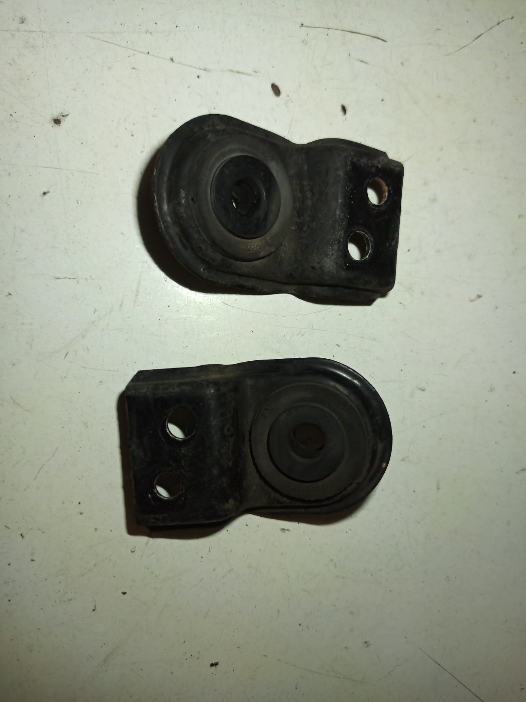 Suporte de radiador VOLVO V40 Combi (645) | 95 - 04 Imagem-1