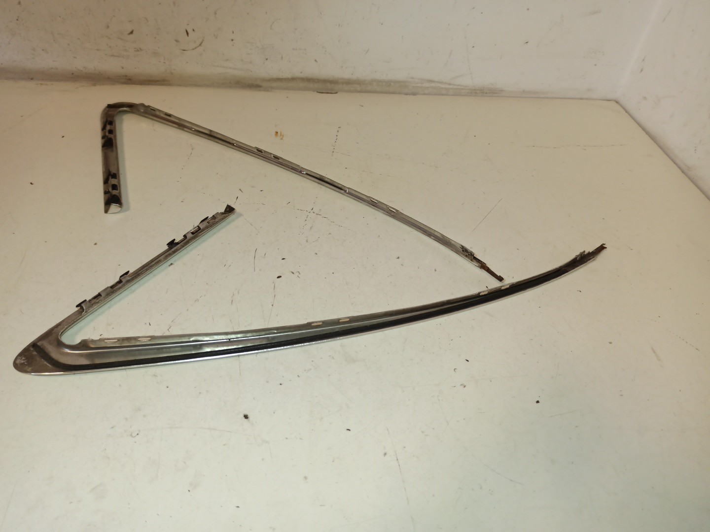 Friso do Vidro AUDI A4 (8E2, B6) | 00 - 05 Imagem-3