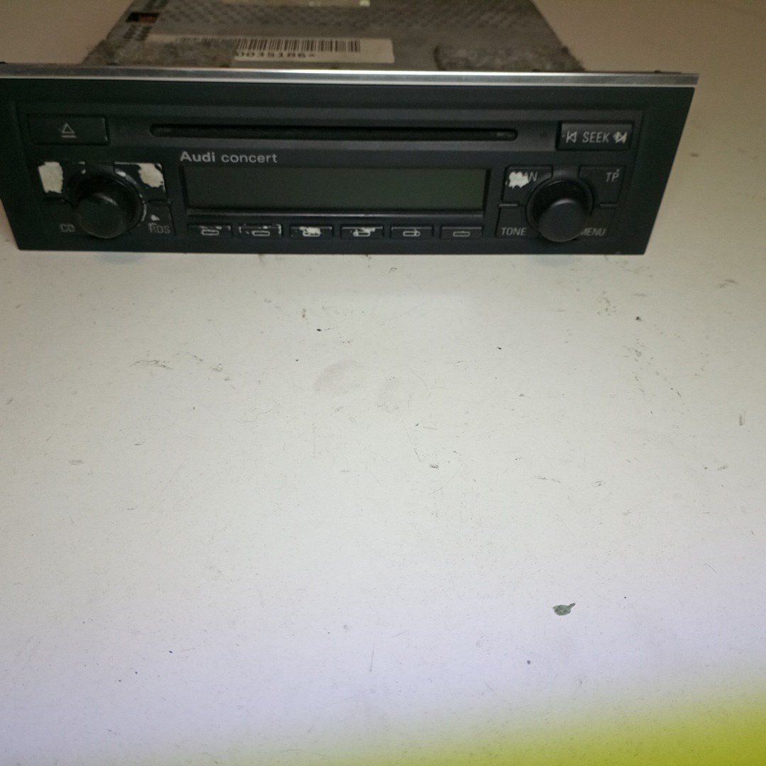 Auto-Rádio AUDI A4 (8E2, B6) | 00 - 05 Imagem-1