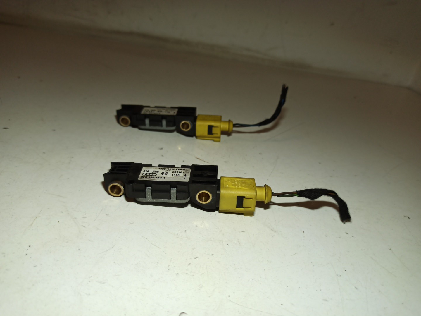 Sensor de airbag AUDI A4 (8E2, B6) | 00 - 05 Imagem-2