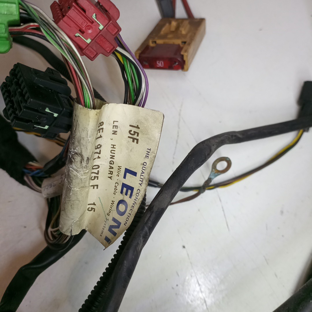 Instalação Electrica De Ótica AUDI A4 (8E2, B6) | 00 - 05 Imagem-2